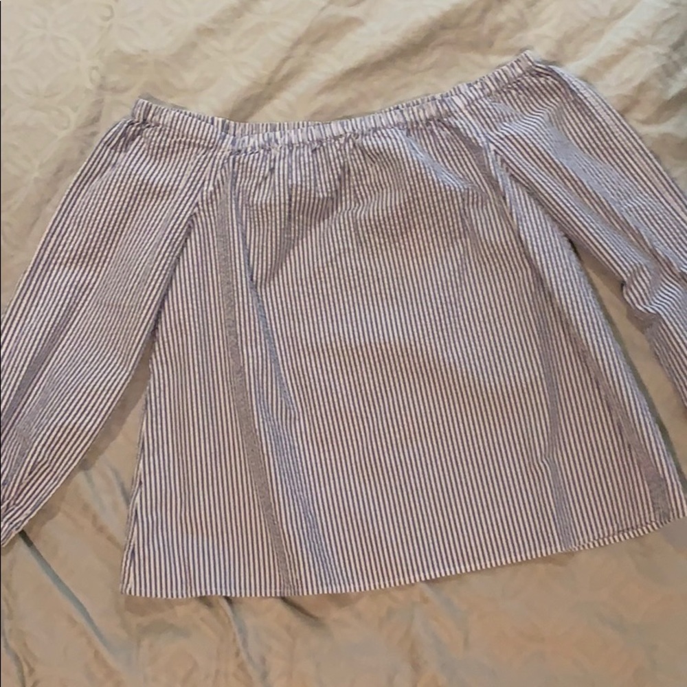 Vineyard Vines Off the Shoulder Seersucker Top